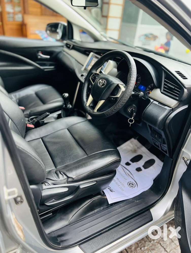 Toyota Innova Crysta 2019