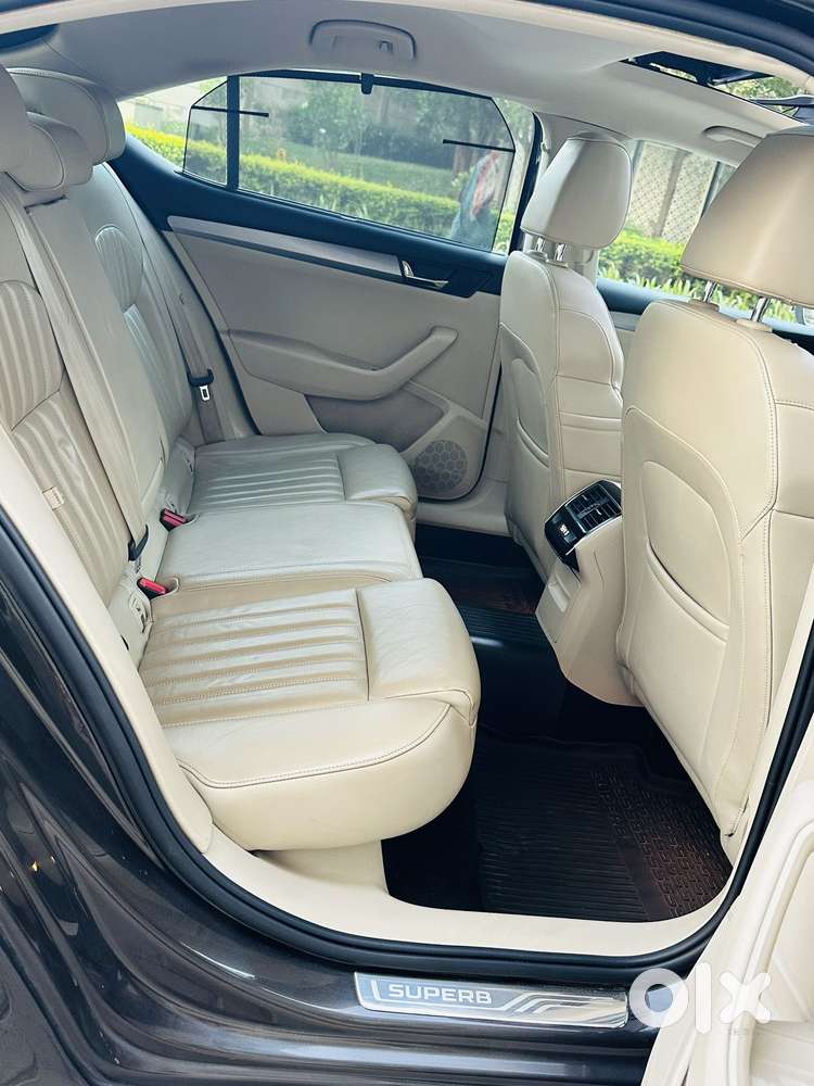 Skoda Superb Style 1.8 Tsi At, 2016, Petrol