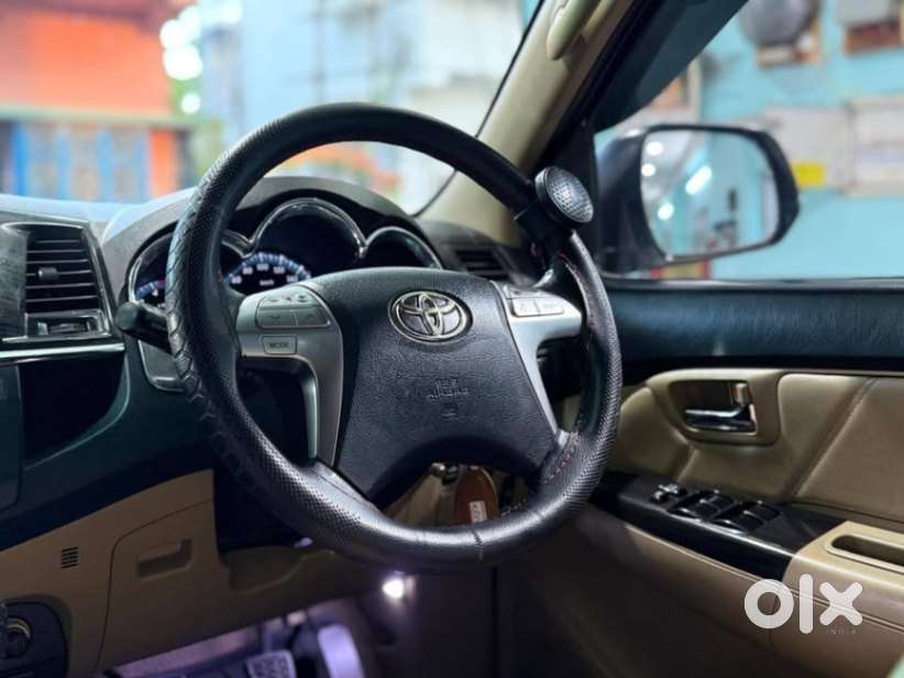 Toyota Fortuner 3.0 4x2 Mt, 2015, Diesel