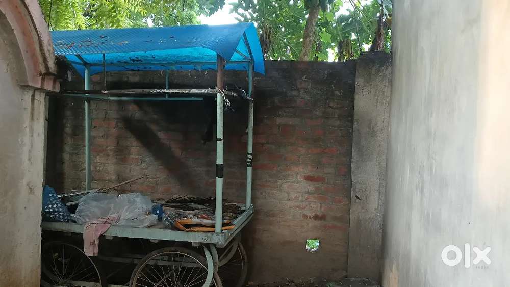CHAAR PAHIYON WALA LOHEE KA THELA