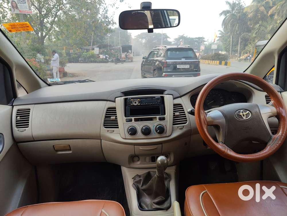 Toyota Innova 2.5 G (diesel) 8 Seater, 2014, Diesel