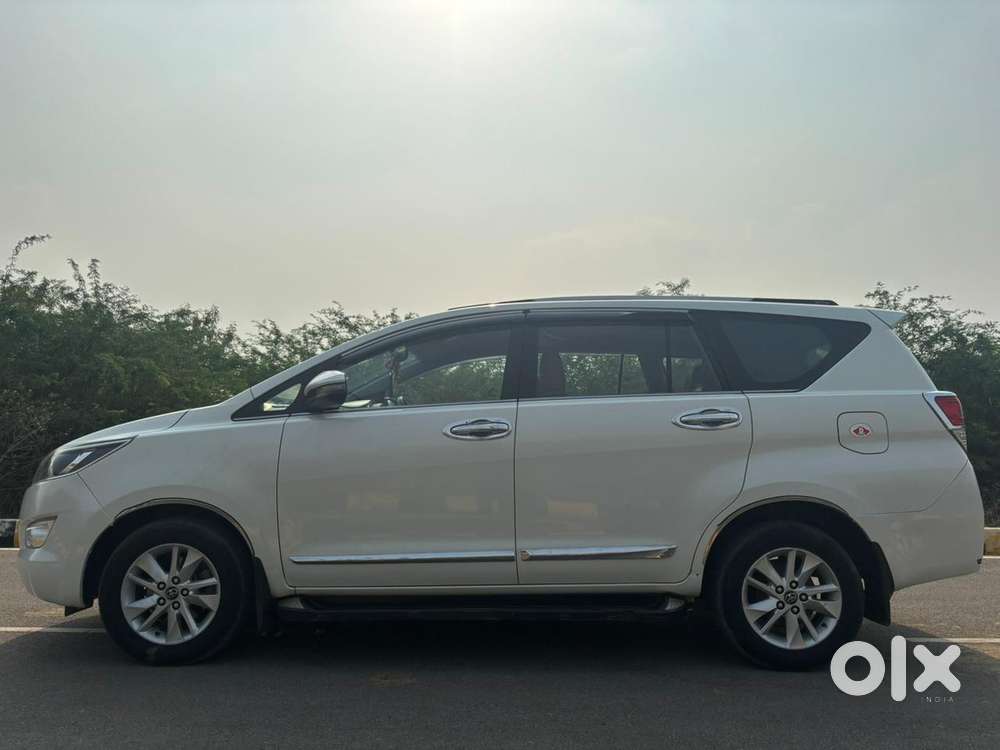Toyota Innova Crysta 2.4 V 7 Str, 2018, Diesel