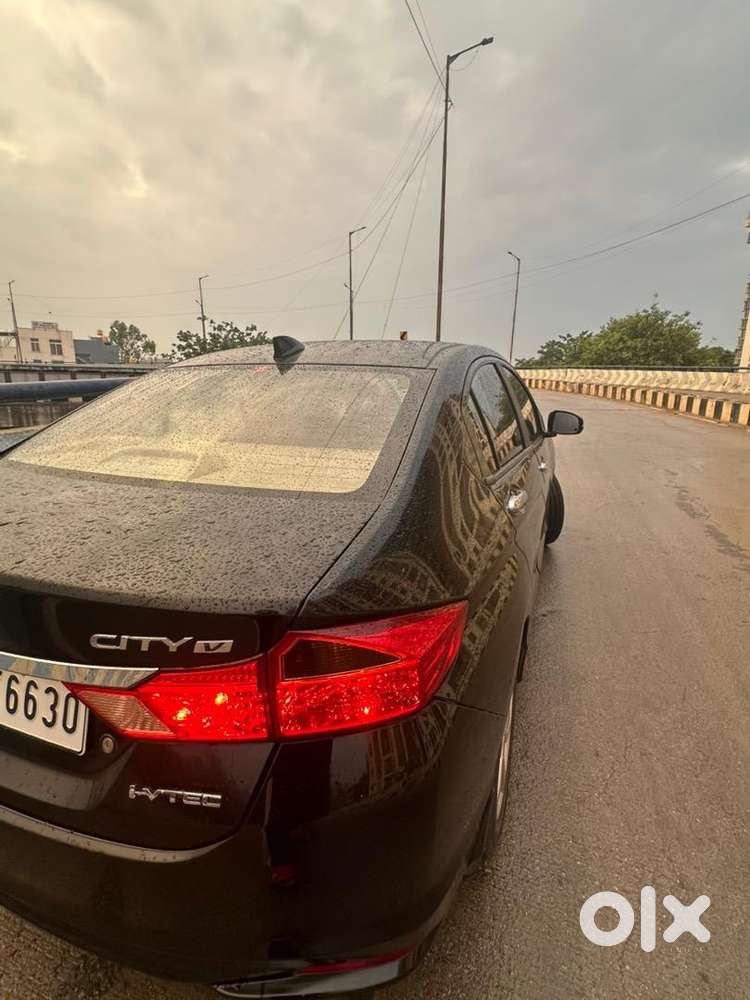 The Honda City I-vtec 2014