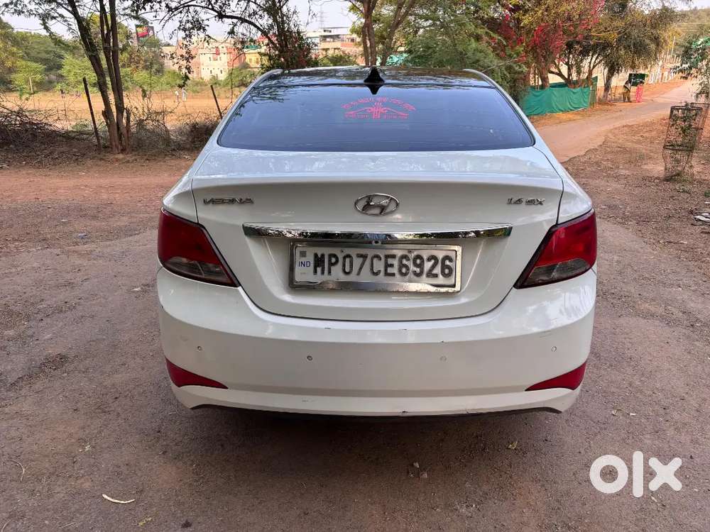 Hyundai Verna 2017 Petrol 72000 Km Driven