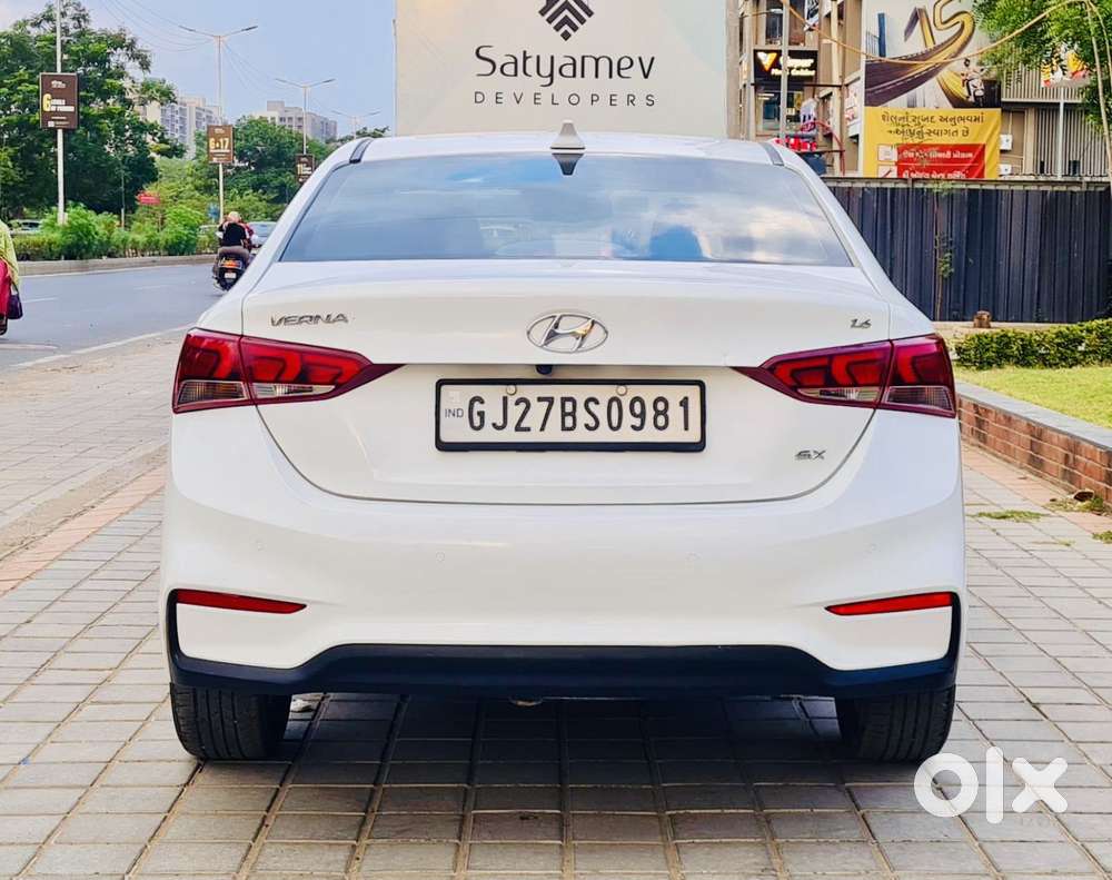 Hyundai Verna Sx(o) Petrol At, 2017, Petrol