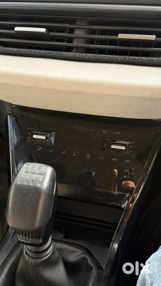 Tata Nexon Petrol 2025