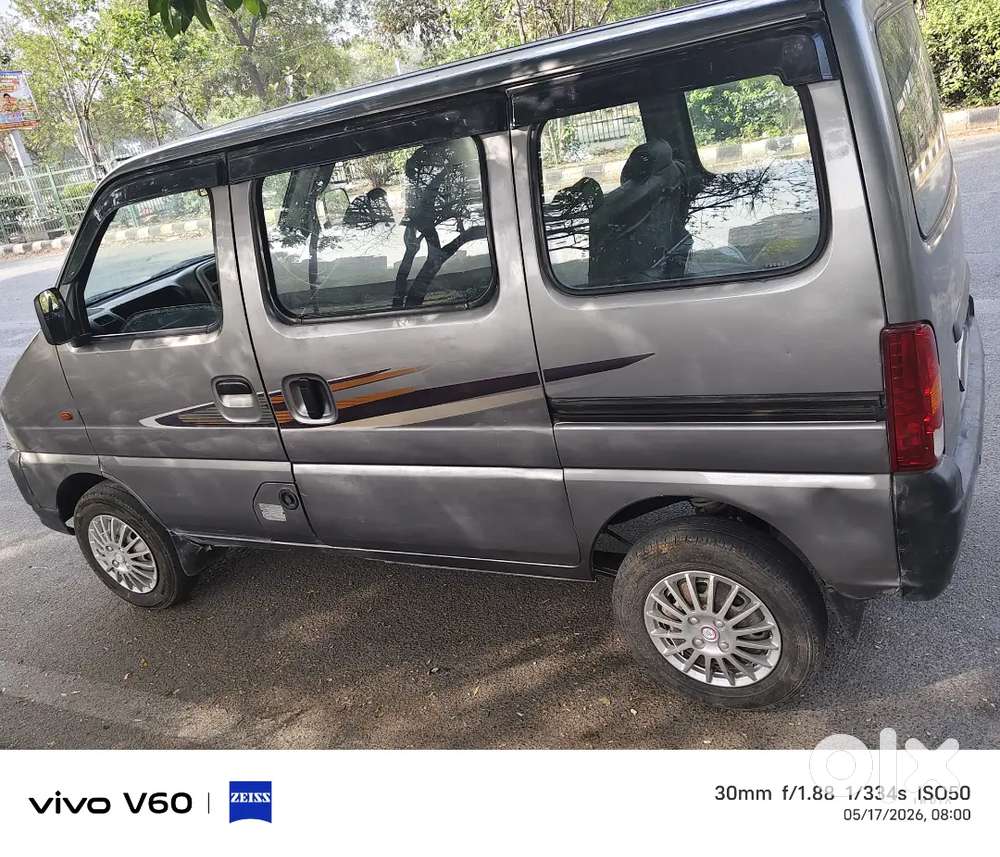 Petrol +cng  Company Fitted Goodd Tyre Original Body