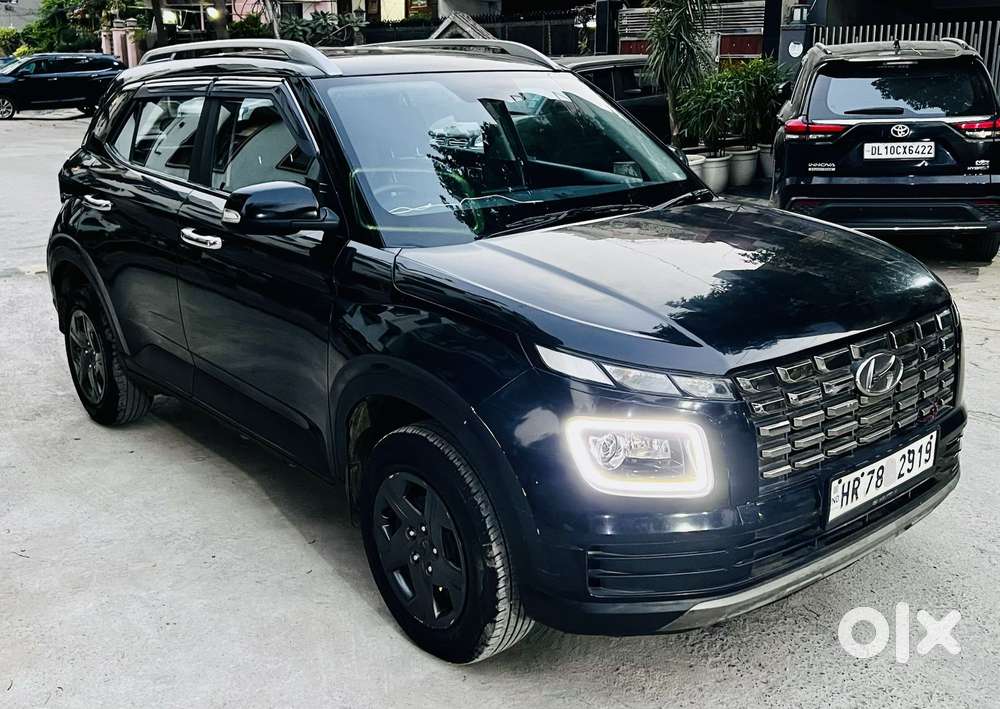 Hyundai Venue 1.2 S (o), 2024, Petrol