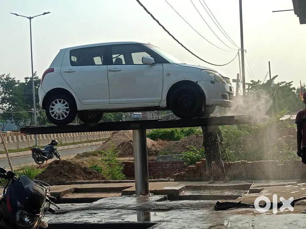 Swift Maruti Lxi 2011