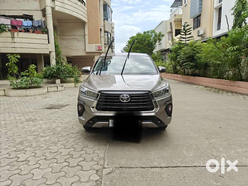Toyota Innova Crysta 2.4 V 8 2021(doctor Owned)
