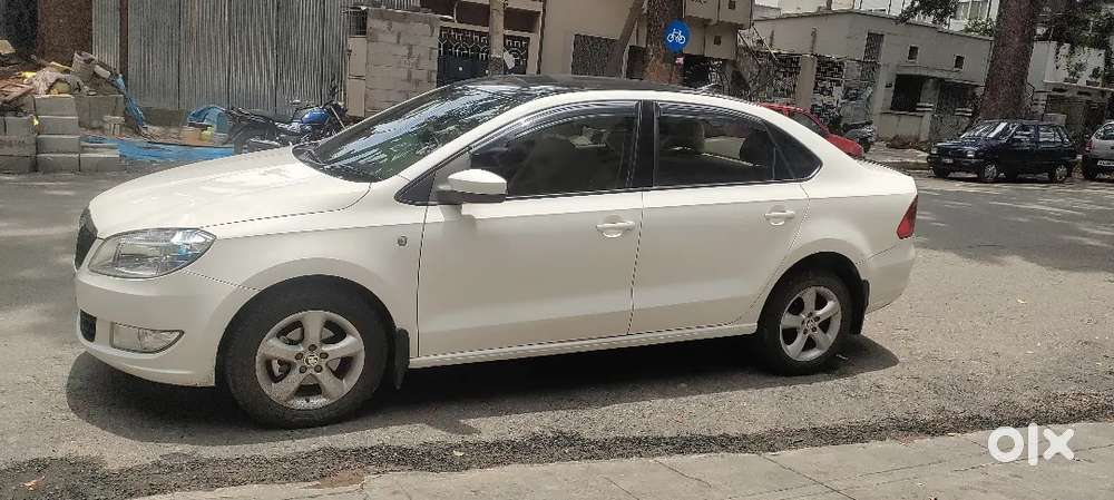 Skoda Rapid Elegance 2012 Diesel Car