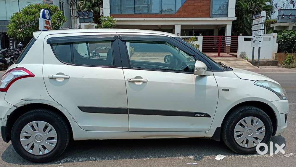 Maruti Suzuki Swift Ddis Vdi, 2014, Petrol