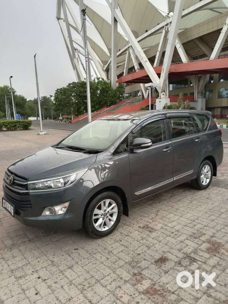 Toyota Innova Crysta 2.8 Gx At, 2017, Diesel