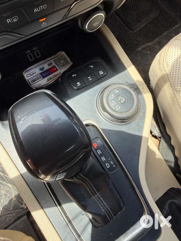 Ford Endeavour Titanium 4x4 2017
