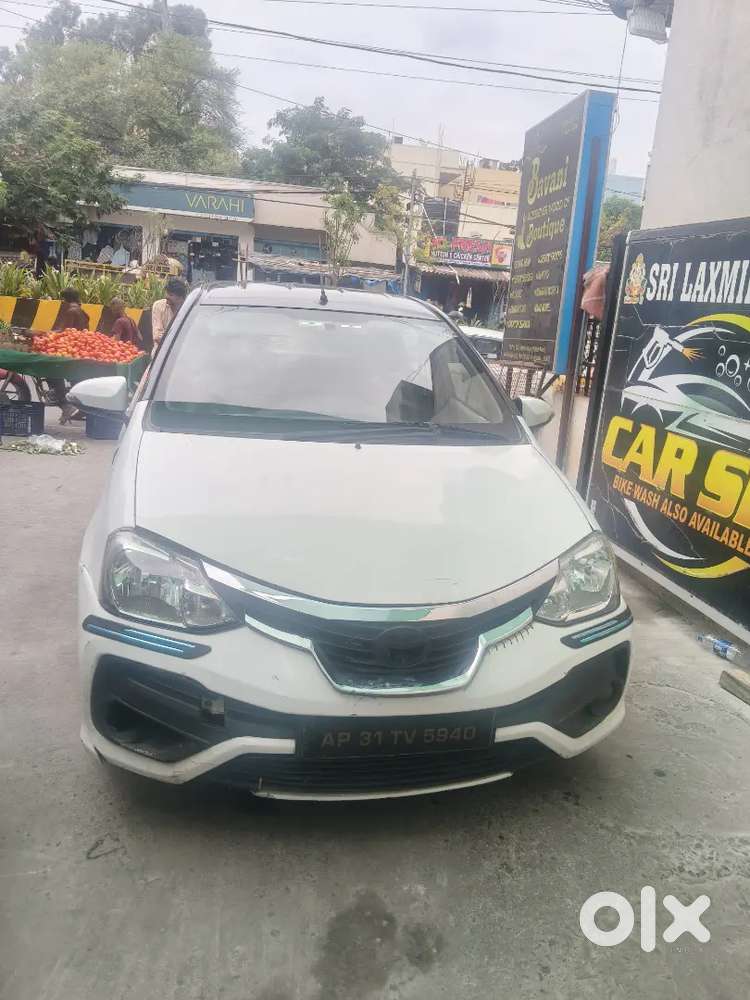 Toyota Etios Liva 2015