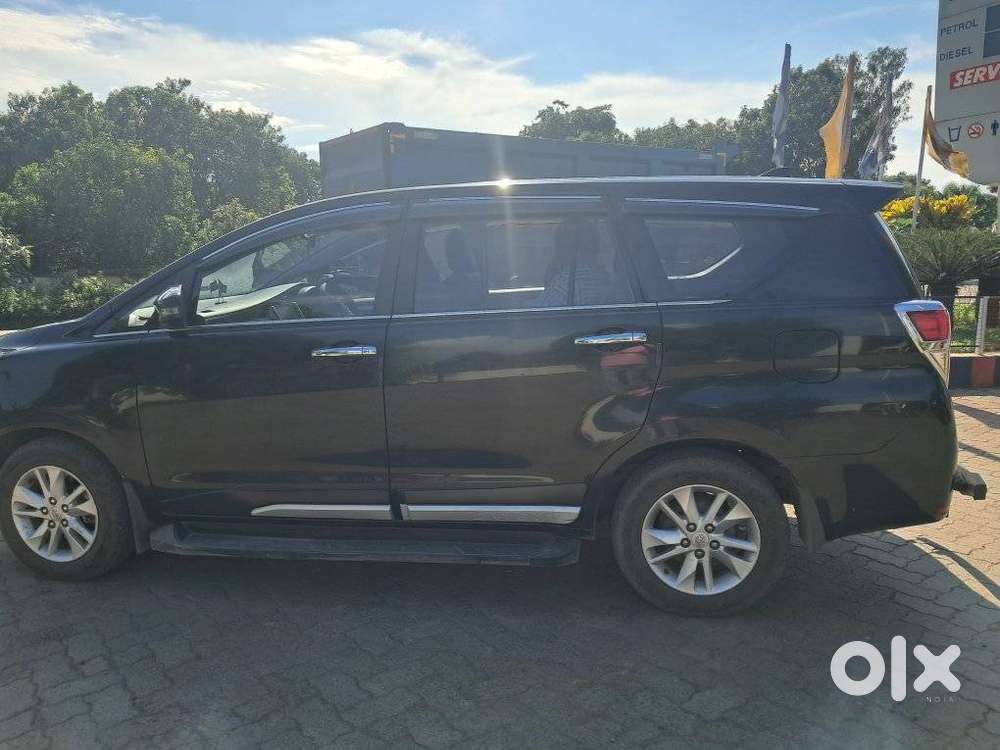 Toyota Innova Crysta 2.4 Gx Limited Edition 8 Str, 2024, Diesel