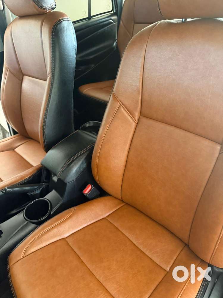 Toyota Innova Crysta 2.4 G Mt 7 Str, 2020, Diesel