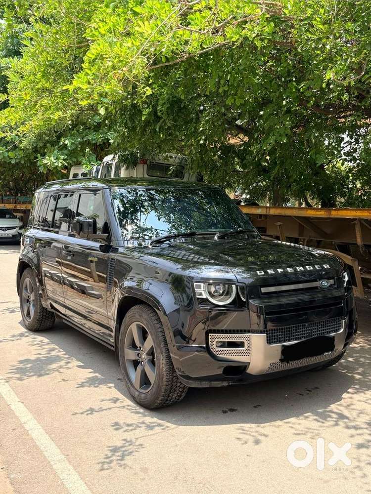 Defender Black Colour 6 Months Old Ka Registered With Fancy No