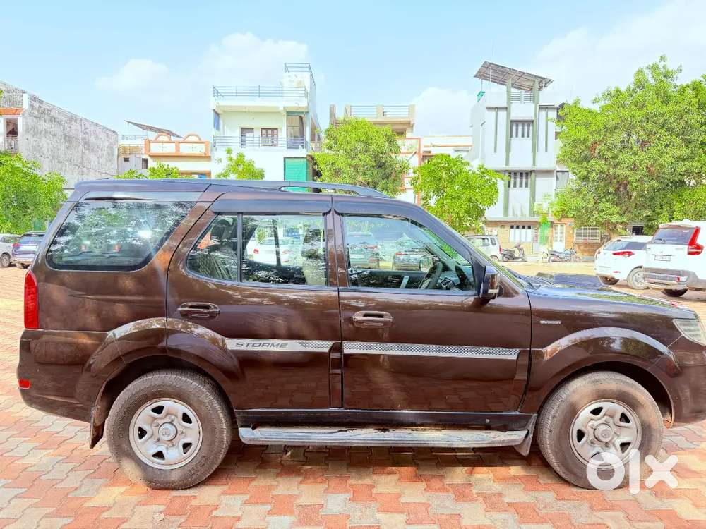 Tata Safari Storme 2017 Diesel Manual 4x2