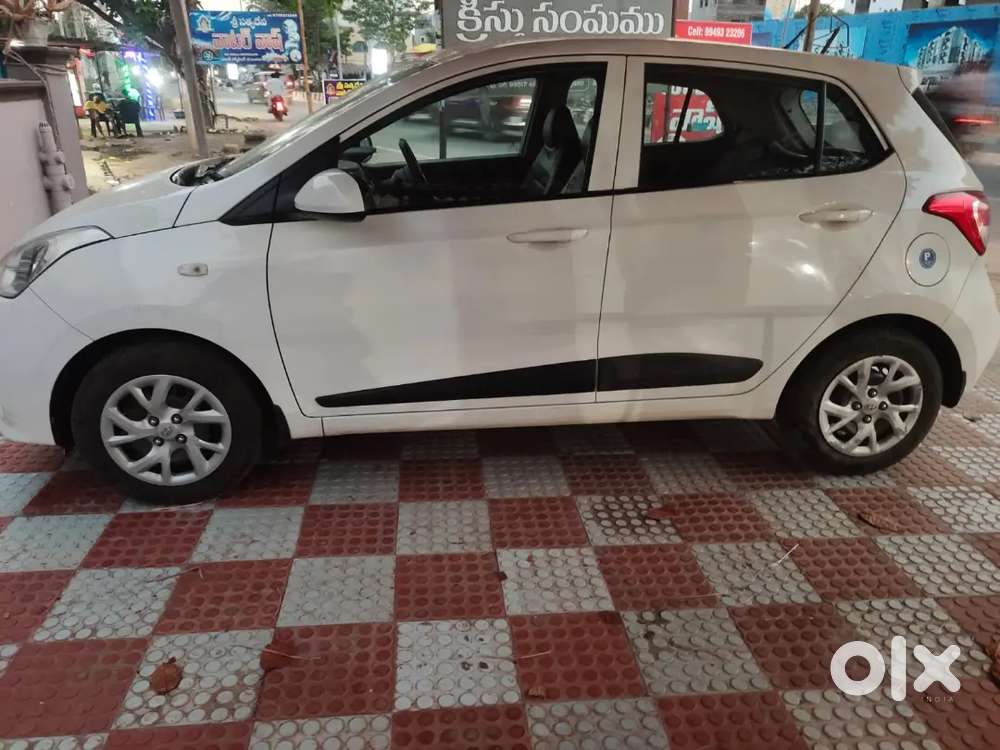 Hyundai I10 2017 Petrol 50000 Km Driven
