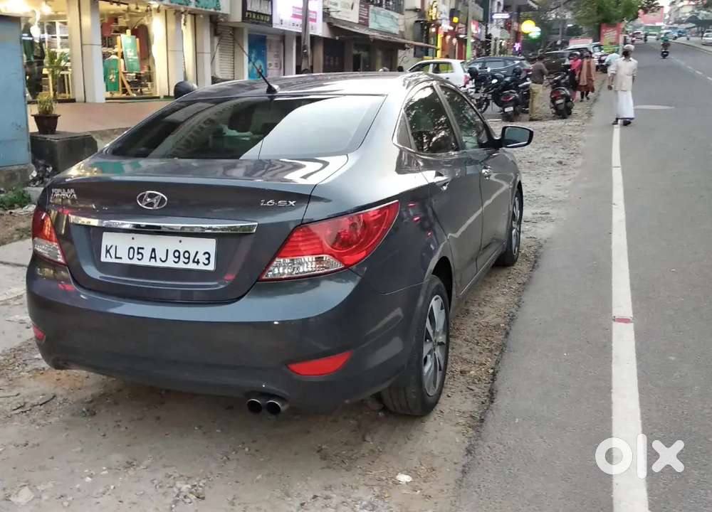 Hyundai Verna Diesel Manual Sxo Top Variant