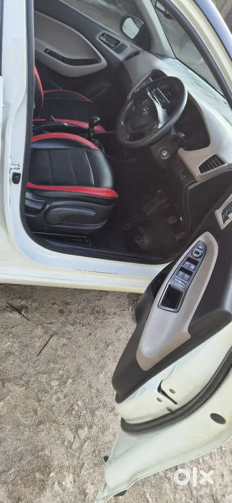 Hyundai I20 Petrol Manual 2016