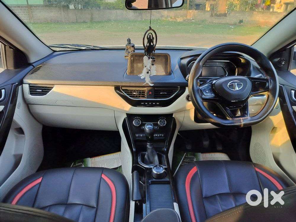 Tata Nexon 1.2 Revotron Xz Plus, 2023, Petrol