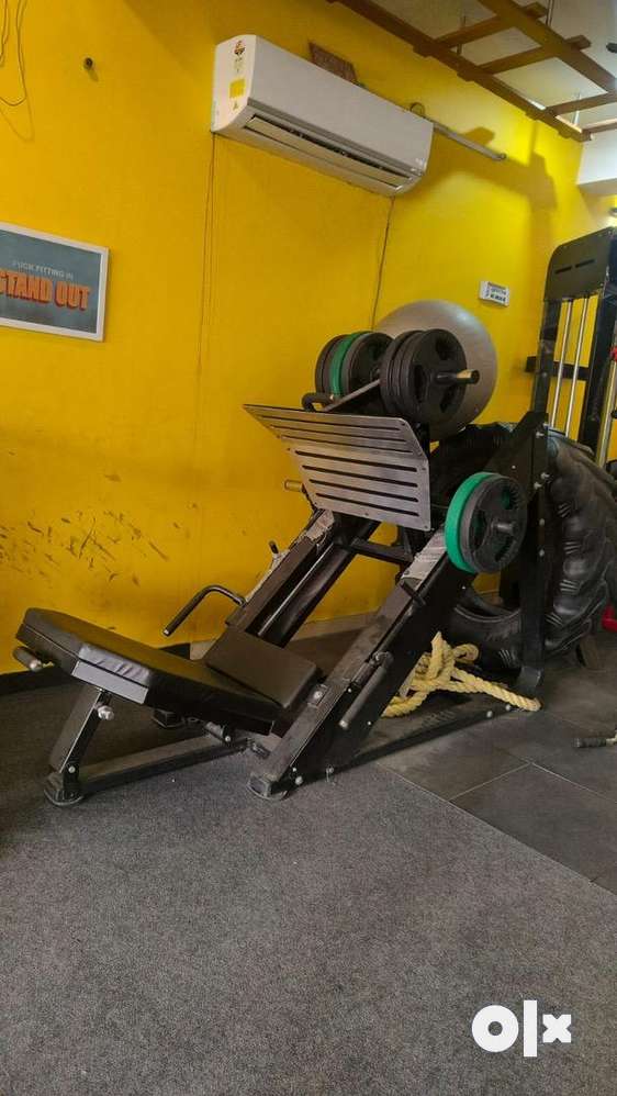 Leg press 2024 machine olx