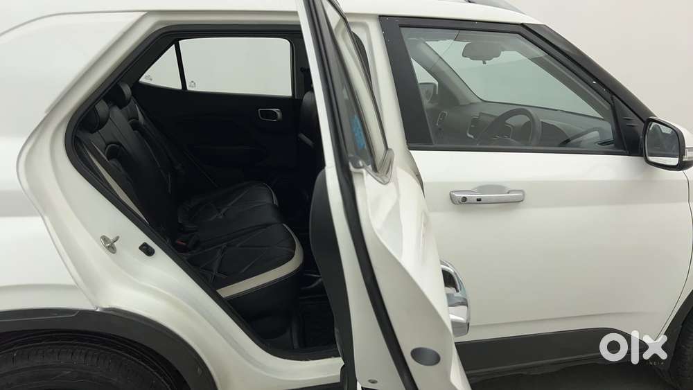 Hyundai Venue 1.0 Sx (o) Turbo Dct, 2022, Petrol