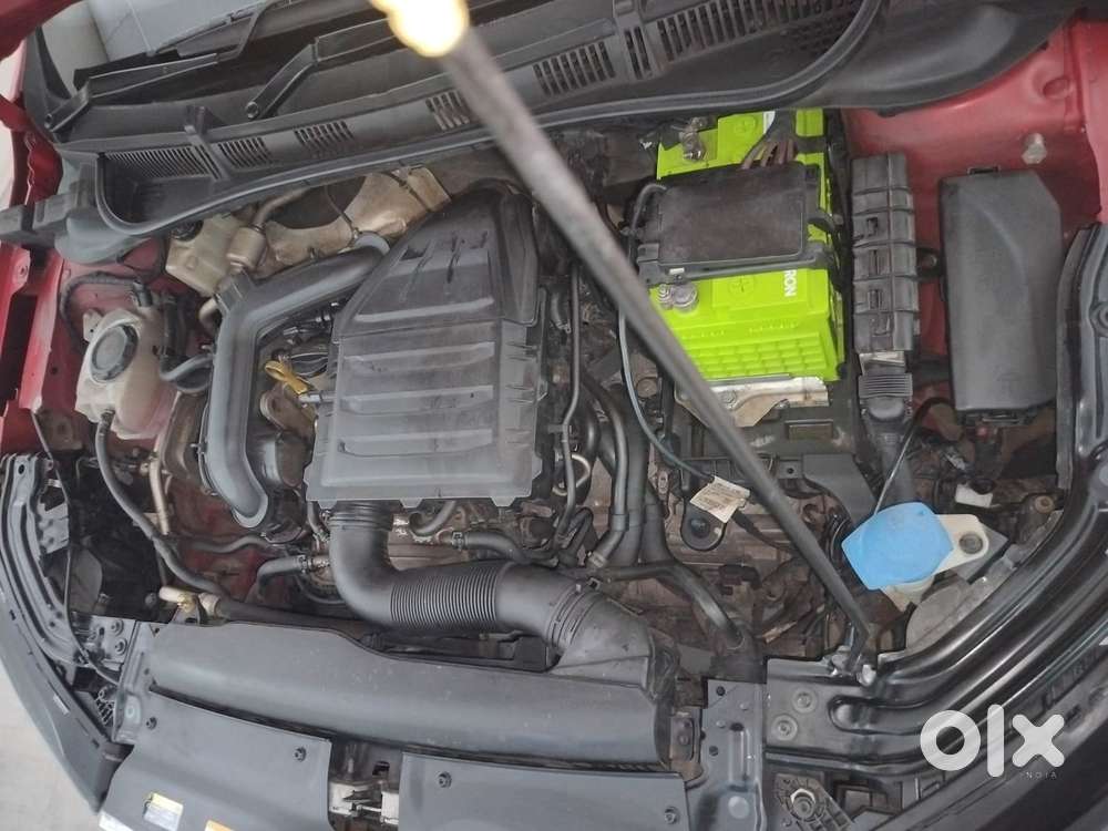 Skoda Slavia Ambition 1.0l Tsi At, 2022, Petrol