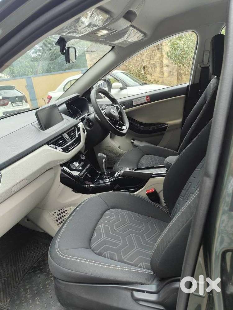 Tata Nexon 1.2 Revotron Xza Plus, 2022, Petrol