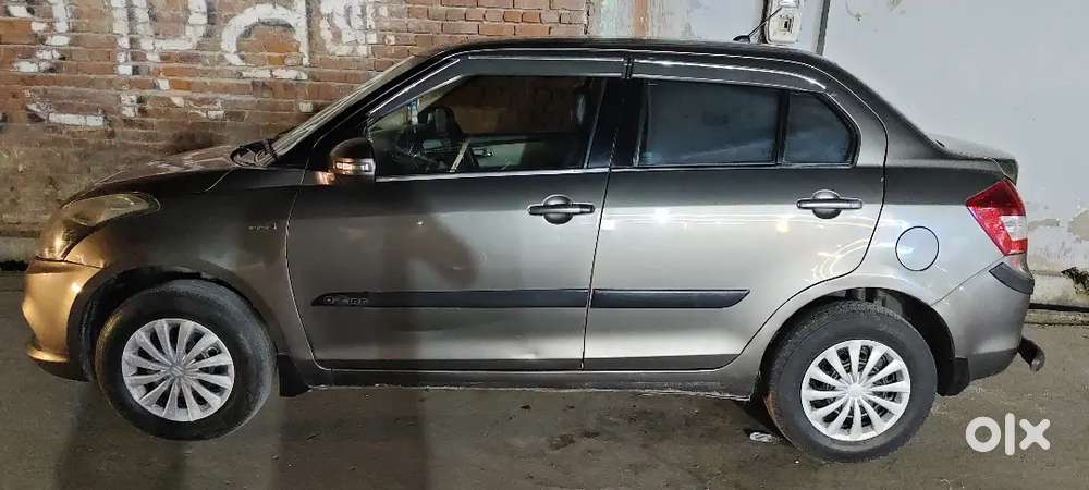 Maruti Suzuki Dzire 2017 Diesel 135000 Km Driven