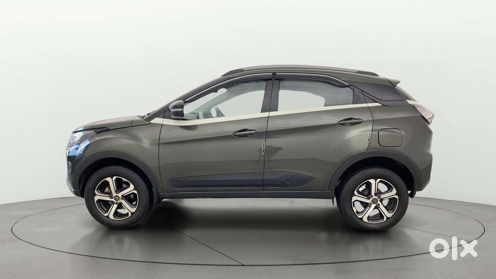 Tata Nexon 1.2 Revotron Xza Plus, 2022, Petrol