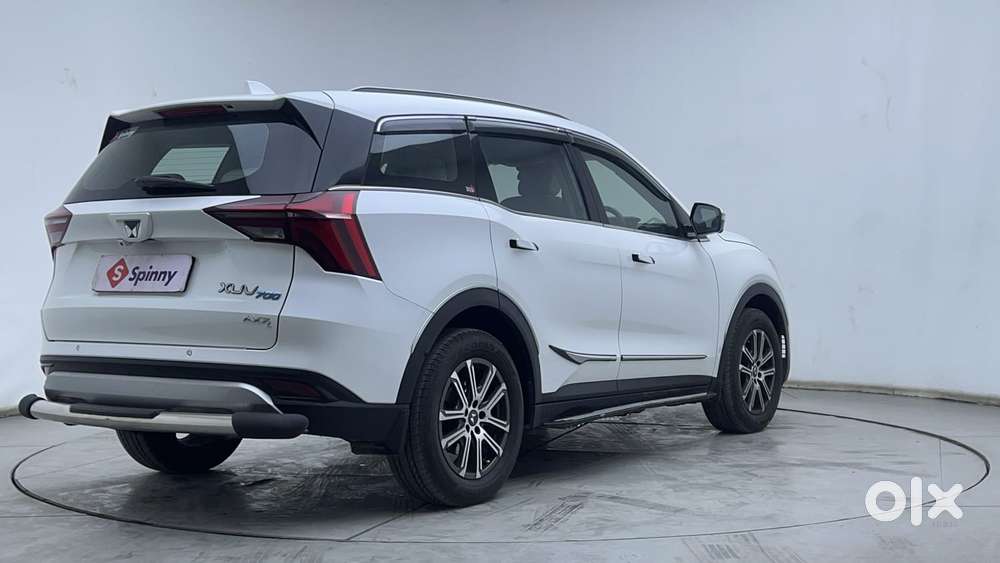 Mahindra Xuv700 2.2 Ax 7 Diesel Mt Luxury Pack Str, 2022, Diesel