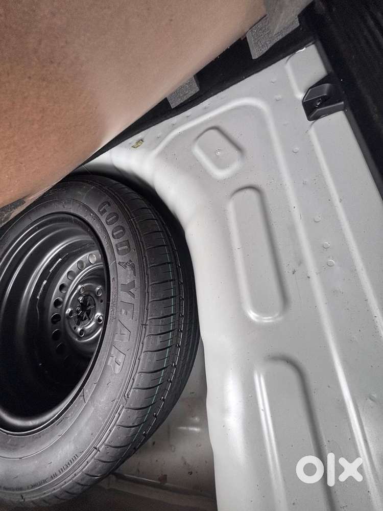 Kia Sonet Petrol 2021