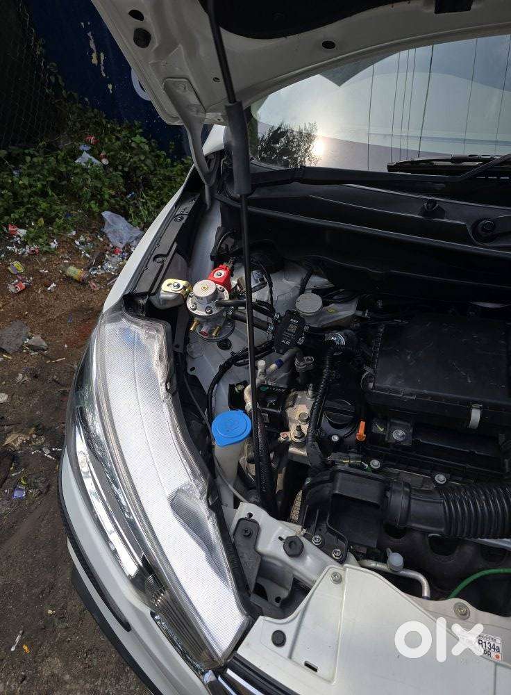 Maruti Suzuki Ertiga Vxi (o) Cng, 2025, Cng & Hybrids