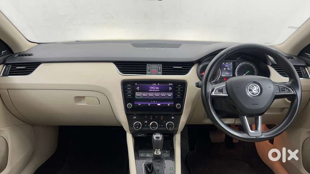 Skoda Octavia 2.0 L K Tsi At, 2018, Petrol
