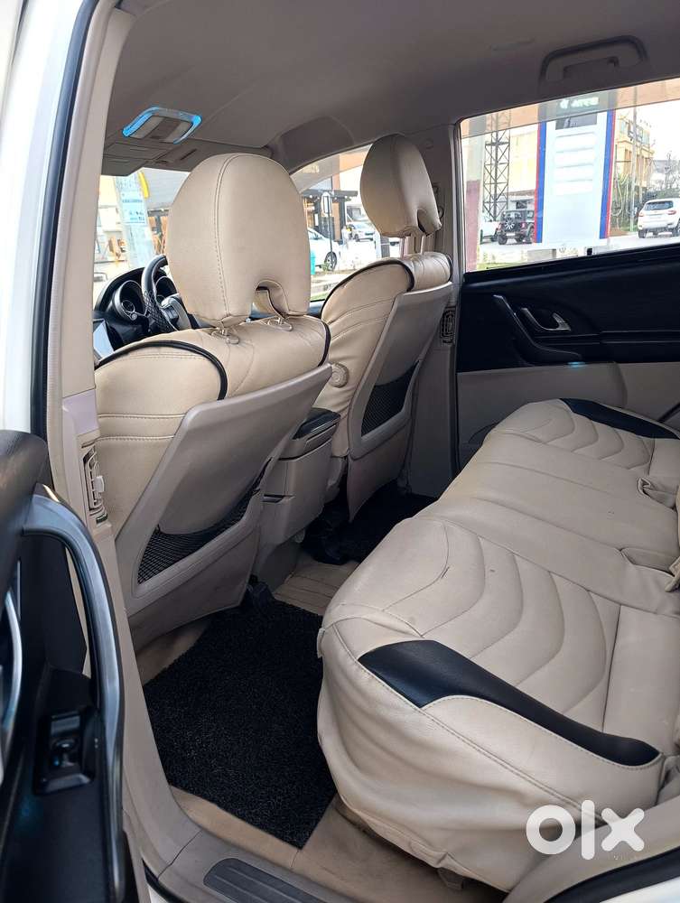 Mahindra Xuv500 W6 At, 2017, Diesel