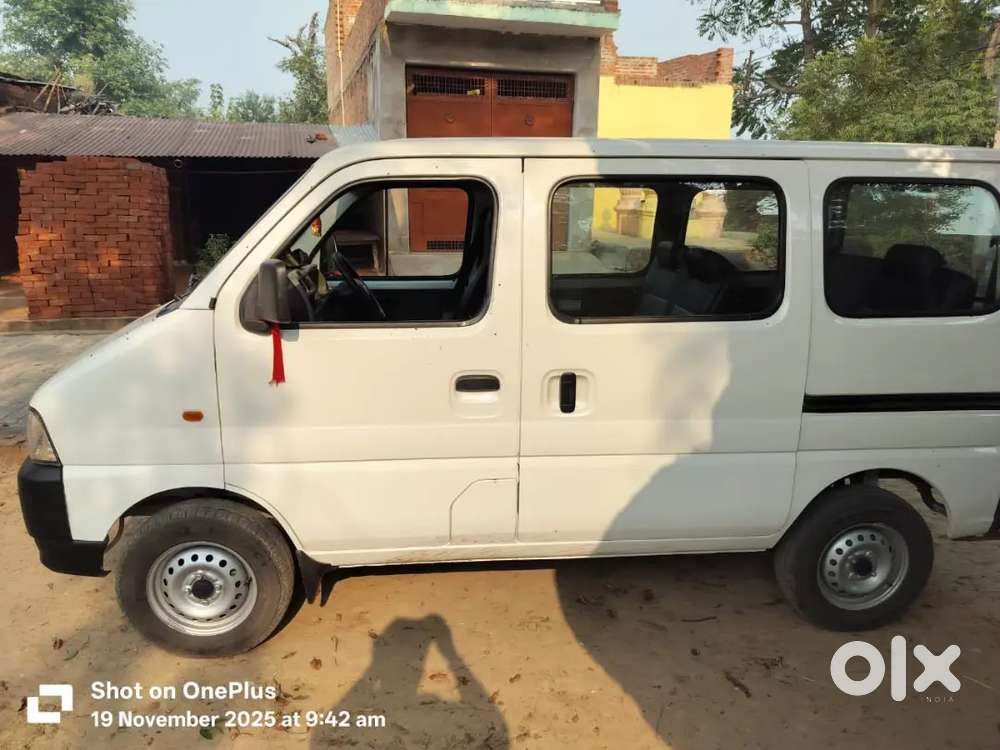 Maruti Suzuki Eeco 2025 Cng & Hybrids 12000 Km Driven