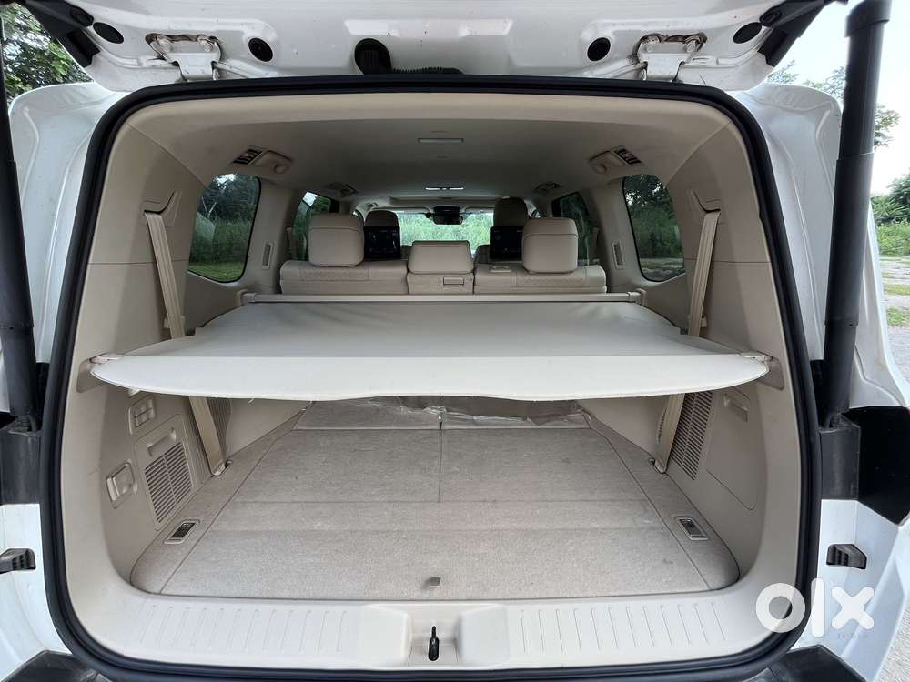 Toyota Land Cruiser Zx Petrol, 2024, Petrol