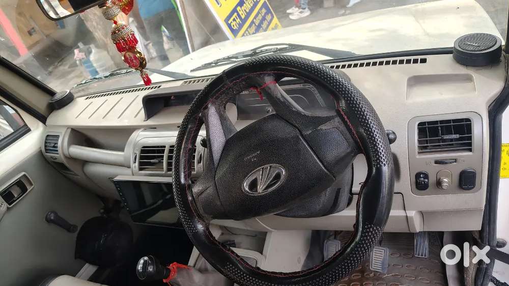 Mahindra Bolero