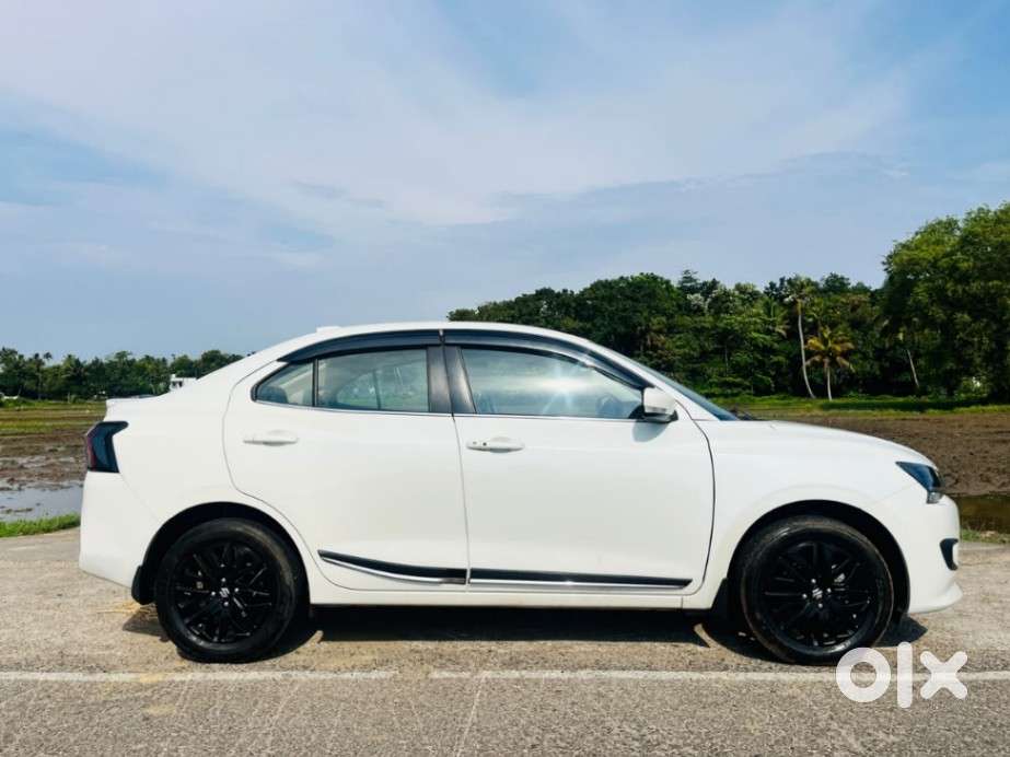 Maruti Suzuki Dzire Zxi Ags, 2024, Petrol