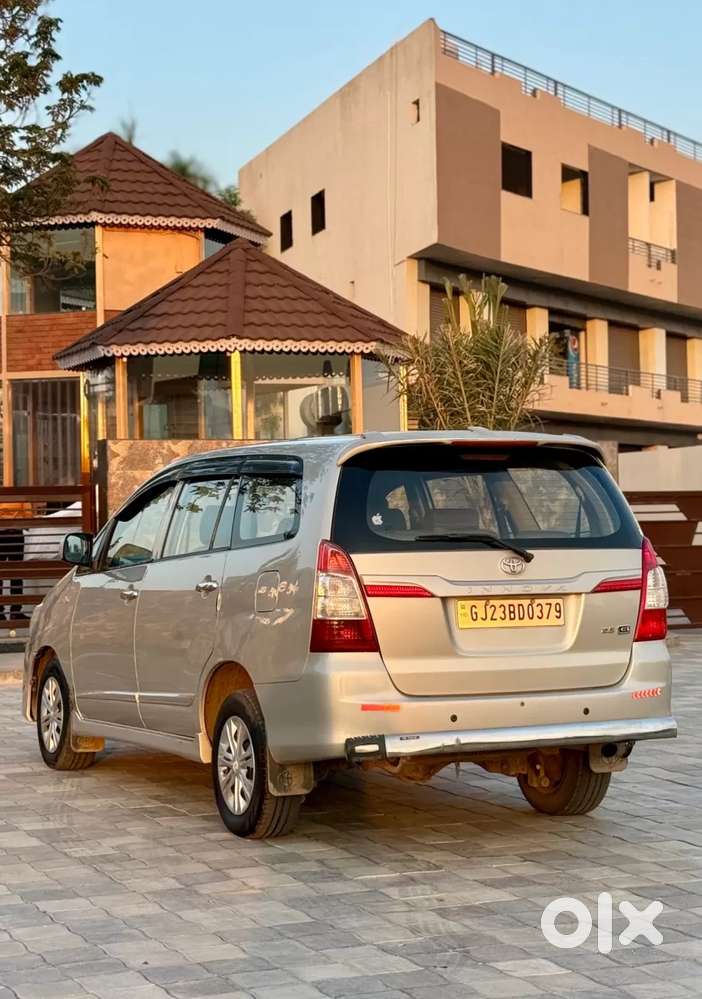 Toyota Innova 2.5 Gx 8 Str Bs-iii, 2015, Diesel