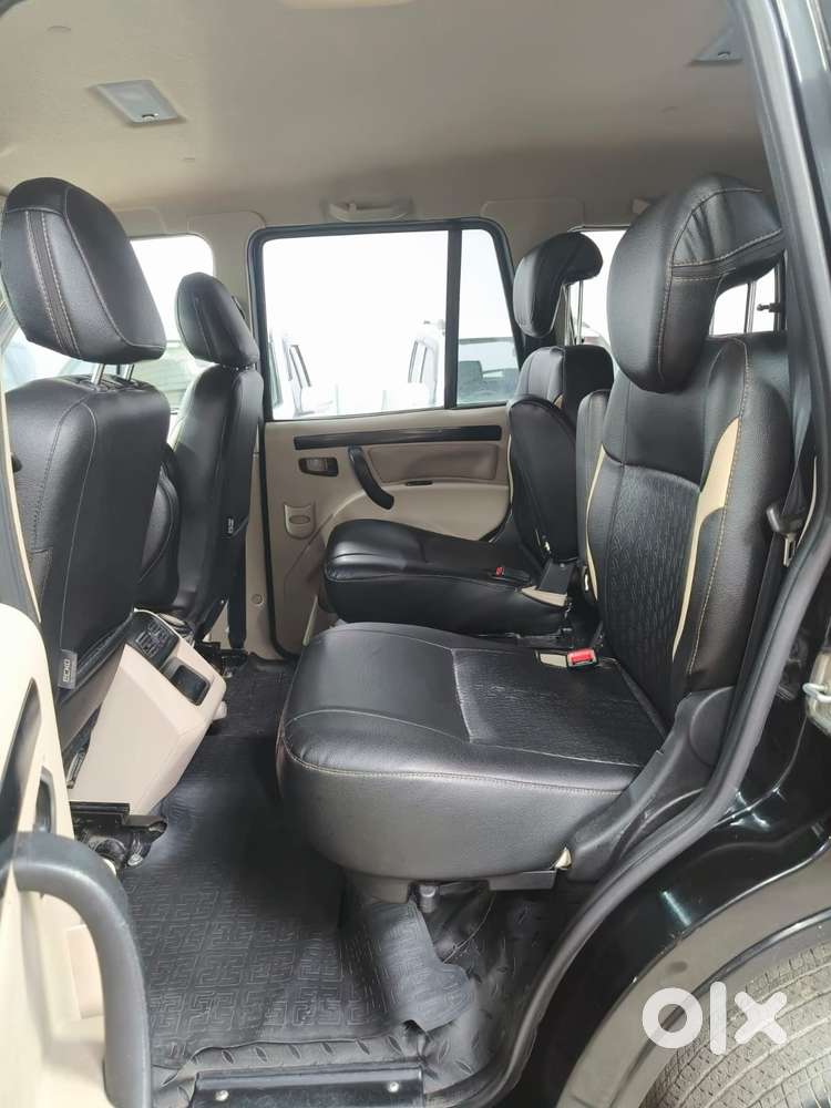 Mahindra Scorpio Classic 2.2 S 11 Mt 7 Str, 2024, Diesel