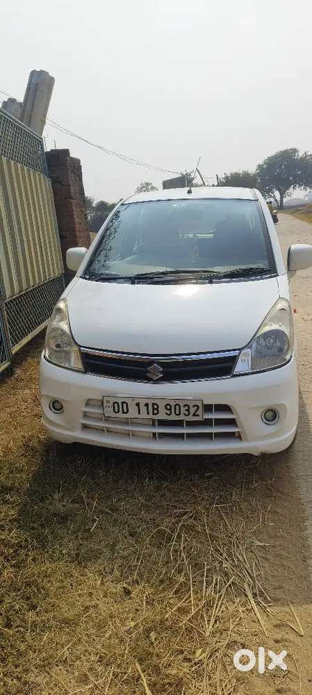 Maruti Suzuki Estilo 2015