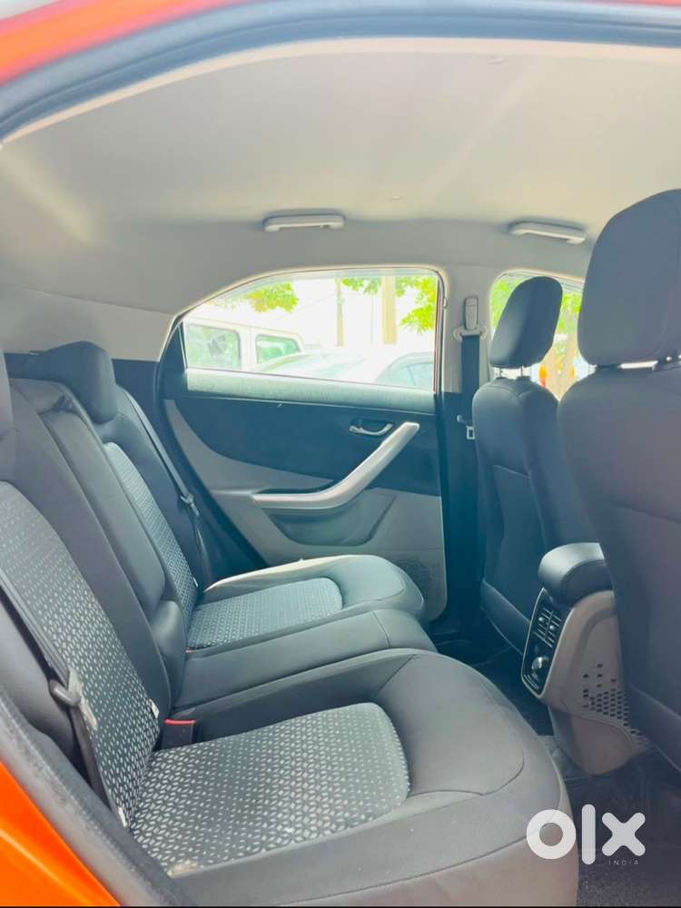 Tata Nexon 1.2 Revotron Xza Plus Dualtone, 2019, Petrol