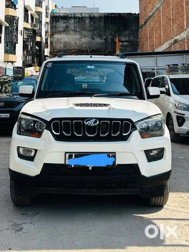Mahindra Scorpio S6, 2015, Diesel