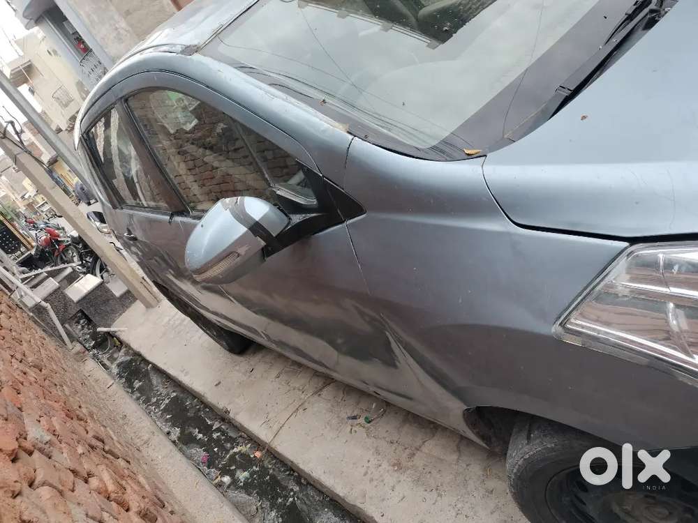 Maruti Suzuki Ertiga 2013