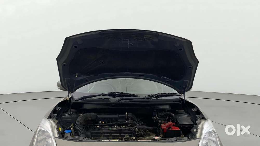 Maruti Suzuki Swift Dzire Amt Zxi, 2019, Petrol
