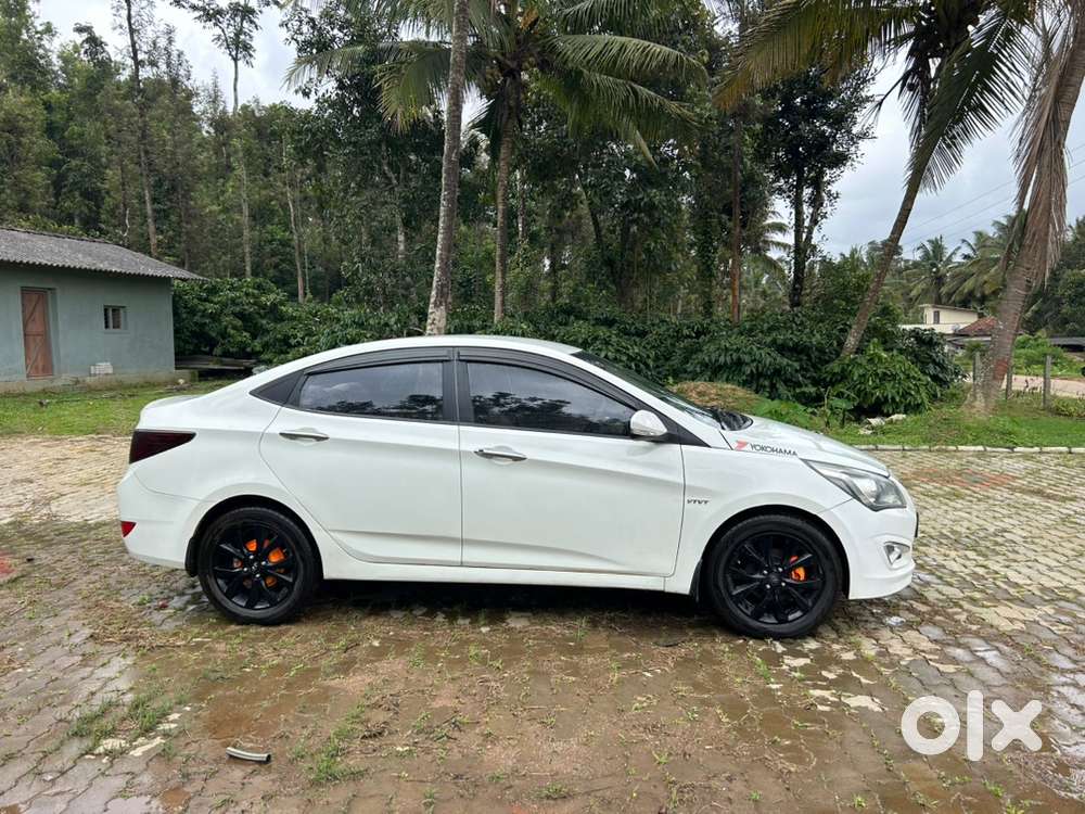Hyundai Verna Petrol 2016